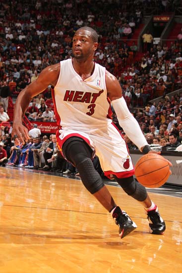 切尔西客战伯恩利首发：帕尔默缺阵！恩佐、沃克在列（切尔西客场战伯恩利首发出炉：帕尔默缺席，恩佐、沃克入选）