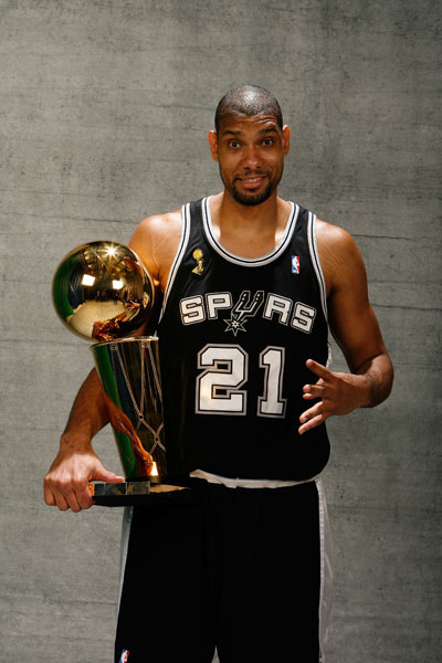 克劳迪奥·埃切韦里提前结束在勒沃库森的租借，将回归曼城（克劳迪奥·埃切韦里提前终止勒沃库森租借，重返曼城）