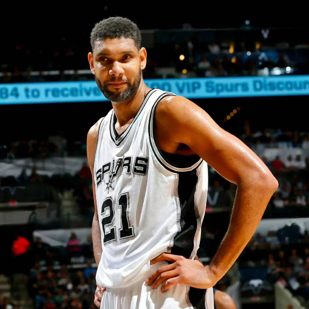 孔蒂：这场比赛球员的表现我无可指责，法兰克福的防守确实好（孔蒂：球员本场发挥无可挑剔，法兰克福防守相当出色）